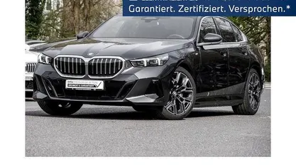 Gebraucht BMW 530e Comfort Edition 299 PS (219 kW) 2025 Grau Limousine