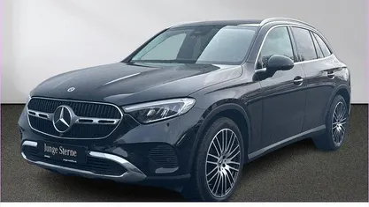 Gebraucht Mercedes GLC220 Avantgarde 197 PS (144 kW) 2022 SUV