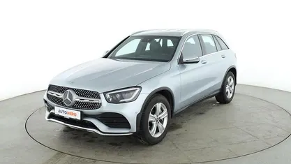 Gebraucht Mercedes GLC200 AMG line 211 PS (155 kW) 2021 Silber SUV
