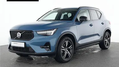 Blau Gebraucht 2025 Volvo XC40 Plus SUV | 39.890 € (Fairer Preis)