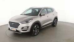 Beige Gebraucht 2018 Hyundai Tucson Premium SUV | 22.490 € (Fairer Preis)