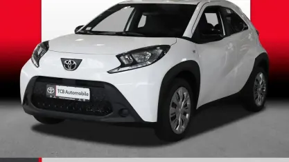Neu Toyota Aygo X Business Edition 72 PS (52 kW) 2026 Weiß SUV