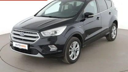 Gebraucht Ford Kuga Titanium 182 PS (133 kW) 2017 Schwarz SUV
