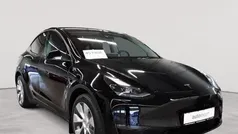 Solid black Gebraucht 2021 Tesla Model Y Long Range SUV | 28.990 € (Guter Preis)