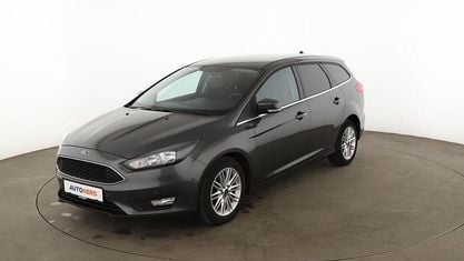 Używany Ford Focus Cool & Connect 125 KM (91 kW) 2018 Szary Kombi