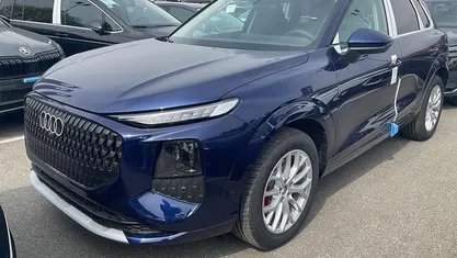 Ny Audi Q3 204 HK (150 kW) 2026 Blå SUV