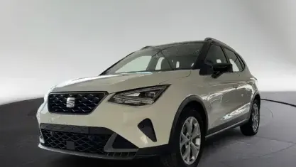Gebraucht Seat Arona FR 110 PS (80 kW) 2023 Weiss SUV