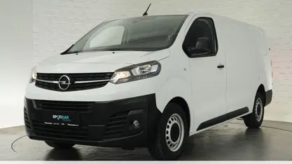 Kaolin weiß Gebraucht 2024 Opel Vivaro Van / Kleinbus | 22.624 € (Superpreis)