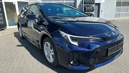 Gebraucht 2023 Suzuki Swace Comfort+ Kombi | 32.480 €