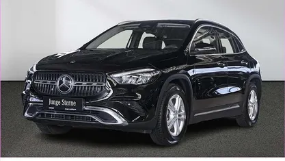 Gebraucht Mercedes GLA200 Progressive 163 PS (119 kW) 2024 SUV