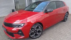 Chili rot/kardio rot Gebraucht 2022 Opel Astra Ultimate Limousine | 23.880 € (Fairer Preis)