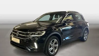 Gebraucht VW T-Roc R-line 110 PS (80 kW) 2024 Deep black perleffekt (metallic) SUV
