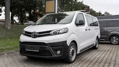 Weiß Gebraucht 2023 Toyota Proace Verso Comfort Kombi | 27.980 € (Superpreis)