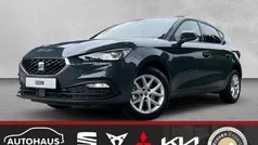 Blau Gebraucht 2025 Seat Leon Limousine | 31.950 € (Fairer Preis)