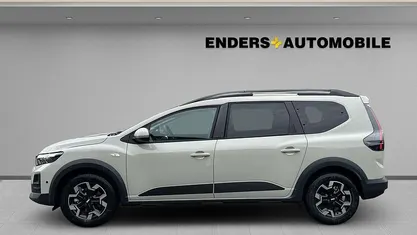 Neu Dacia Jogger Journey 154 PS (113 kW) 2025 Beige Van / Kleinbus