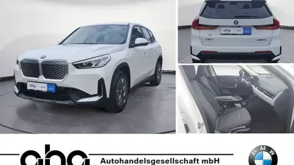 Gebraucht BMW iX1 Performance 150 kW (204 PS) 2024 Weiß SUV