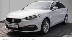 Candy weiß Gebraucht 2022 Seat Leon Style Kombi | 20.980 € (Guter Preis)