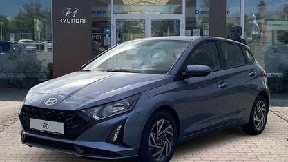 Neu Hyundai i20 101 PS (74 kW) 2025 Meta blue Kleinwagen