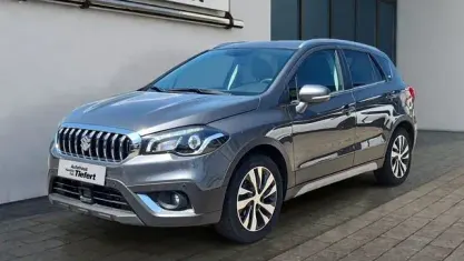 Gebraucht Suzuki SX4 140 PS (102 kW) 2019 Grau Limousine