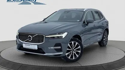 Grau Gebraucht 2023 Volvo XC60 Plus SUV | 38.460 € (Fairer Preis)