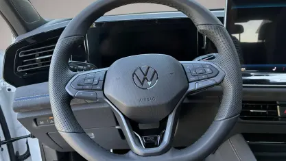 Neu VW Tiguan R-line 150 PS (110 kW) 2026 Grau SUV