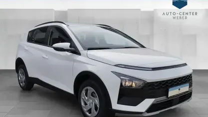 Nouă Hyundai Bayon Select 101 CP (74 kW) 2025 Alb SUV