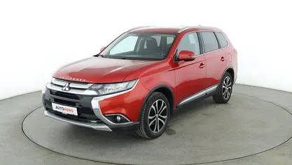 Rot Gebraucht 2017 Mitsubishi Outlander Diamant Edition SUV | 14.090 € (Guter Preis)
