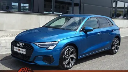 Atollblau metallic Gebraucht 2021 Audi A3 Ambiente Limousine | 22.790 € (Fairer Preis)