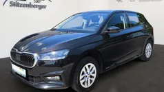 Schwarzmagic perleffekt Gebraucht 2024 Skoda Fabia Selection Limousine | 18.490 € (Guter Preis)