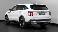 Schneeweiss Gebraucht 2025 Kia Sorento Spirit SUV | 52.590 € (Superpreis)