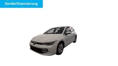 Weiß Gebraucht 2024 VW Golf VIII Life Limousine | 23.450 € (Guter Preis)