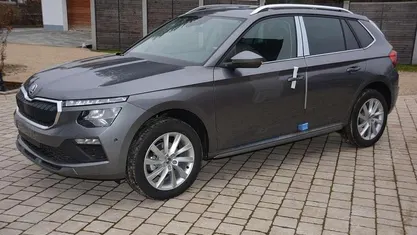Grau Neu 2025 Skoda Kamiq Selection SUV | 27.450 € (Fairer Preis)
