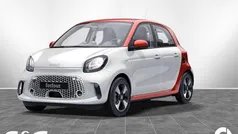 Karosserie in white Gebraucht 2020 Smart ForFour Electric Drive Passion Limousine | 9.890 € (Fairer Preis)