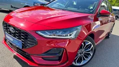 Fantastic red tc (rot) Gebraucht 2024 Ford Focus ST-Line X Limousine | 25.900 € (Fairer Preis)