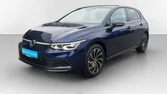 Blau Gebraucht 2023 VW Golf VIII Style Kleinwagen | 28.690 € (Fairer Preis)