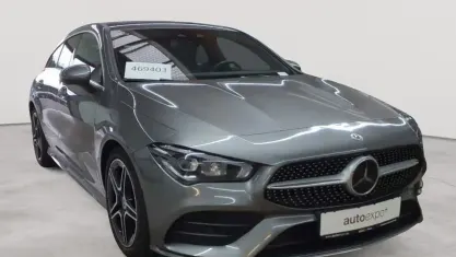 Gebraucht Mercedes CLA200 Shooting Brake AMG line 150 PS (110 kW) 2023 Mountaingrau metallic Kombi