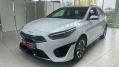 Weiß (carraraweiss) Neu 2024 Kia Ceed Sportswagon Spirit Kombi | 28.770 € (Fairer Preis)