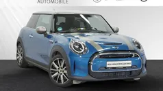 Blau Gebraucht 2023 Mini Cooper SE Kleinwagen | 22.777 € (Fairer Preis)