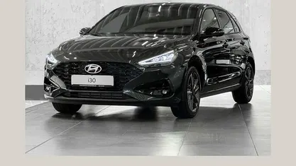 Grün Neu 2025 Hyundai i30 Advantage Limousine | 26.250 € (Fairer Preis)