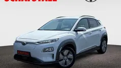Weiss (chalk white / met) Gebraucht 2021 Hyundai Kona Advantage SUV | 15.479 € (Guter Preis)
