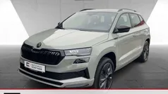 Steelgrau Neu 2025 Skoda Karoq SportLine SUV | 39.990 € (Fairer Preis)