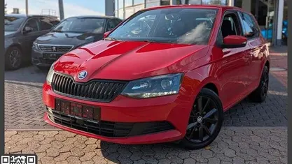 Gebraucht Skoda Fabia Ambition 125 PS (91 kW) 2016 Rot Limousine