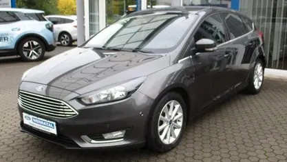 Gebraucht 2016 Ford Focus Titanium Limousine | 10.950 € (Fairer Preis)