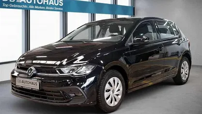 Second-hand VW Polo Life 95 CP (69 kW) 2024 Negru Hatchback