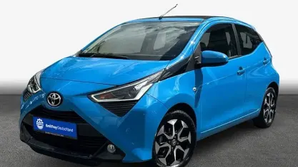 Gebraucht Toyota Aygo x-sky 72 PS (52 kW) 2018 Blau Kleinwagen