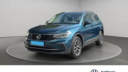 Blau Gebraucht 2022 VW Tiguan Life SUV | 24.980 € (Guter Preis)