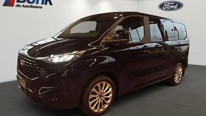 Gebraucht Ford Tourneo Custom 170 PS (125 kW) 2024 Agate black metallic Van