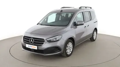 Gebraucht Mercedes T180 Progressive 131 PS (96 kW) 2024 Grau Van / Kleinbus
