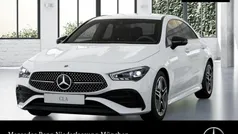 Weiß Gebraucht 2025 Mercedes CLA200 AMG Limousine | 36.990 € (Fairer Preis)