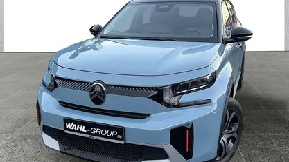 Blau Neu 2025 Citroën e-C3 Touch Limousine | 26.590 € (Fairer Preis)